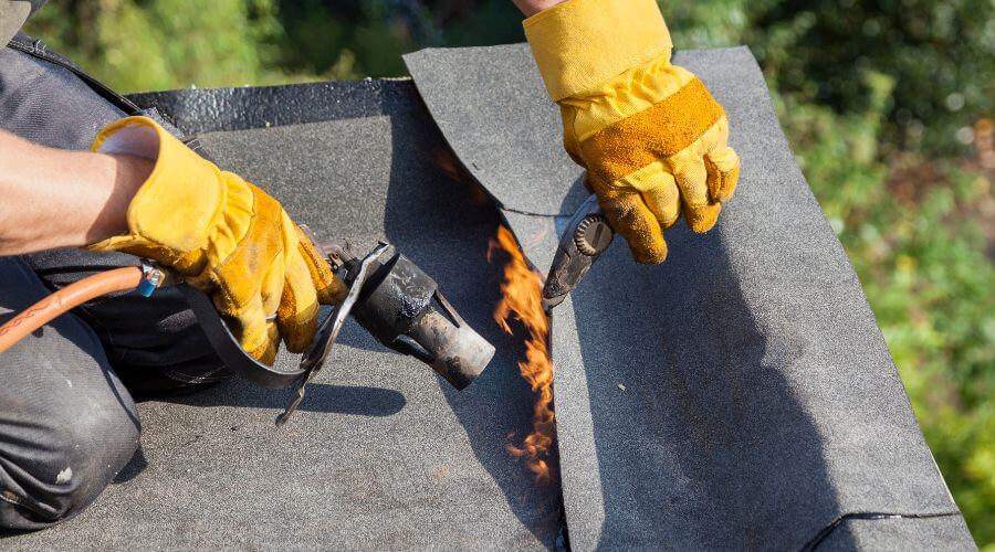 Professional gutter cleaning in Petersham, MA